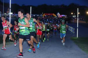 BIB: 2538
                            <button type="button" onclick="openModal(3624566)" class="btn btn-primary btn-sm float-right btn-popup" data-toggle="modal" data-target=".modal-high-quality">
                        <i class="fas fa-shopping-cart"></i> Add to Cart
                    </button>
                                            <button type="button" onclick="isThisMe(3624566, true)" class="btn btn-success btn-sm float-right btn-popup btn-isme hidden" data-toggle="tooltip" data-placement="bottom" title="นี่คือรูปของคุณใช่ไหม คลิกที่นี่เพื่อเอาเข้าอัลบั้ม">
                        <i class="fas fa-plus"></i> Add to album
                    </button>
                    <button type="button" onclick="isThisMe(3624566, false)" class="btn btn-warning btn-sm float-right btn-popup btn-isnotme hidden">
                        <i class="fas fa-ban"></i> Remove from album
                    </button>